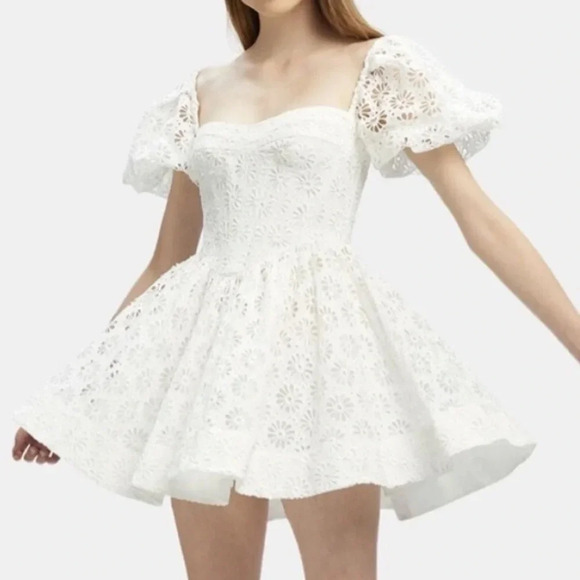 Bardot Kiah Broderie Mini Dress In Orchid White Size Large / US 8 - Picture 1 of 8